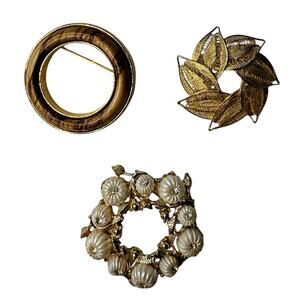 Vintage Lot (3) Estate Find Wreath Shaped Brooches Gold Tone White Pumpkin Wood